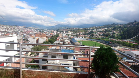 house-in-urbanization-el-panecillo